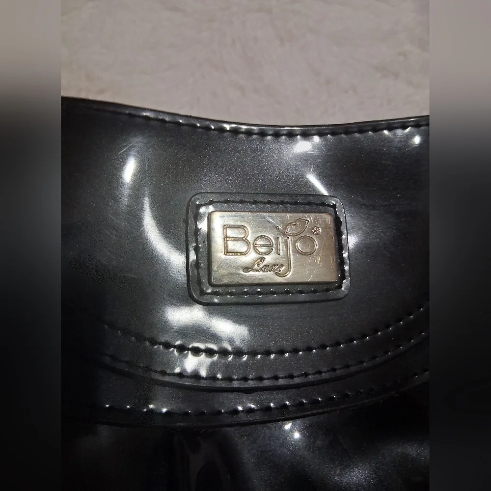 Elegant Black Women's Bag - Picture 4 of 5